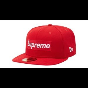 Supreme champions box logo hat